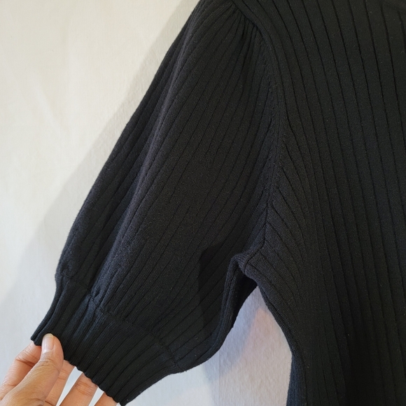ELIE TAHARI Black Ribbed Knit Sweater Top Sz L Short Sleeve Crewneck Minimalist - Picture 5 of 12